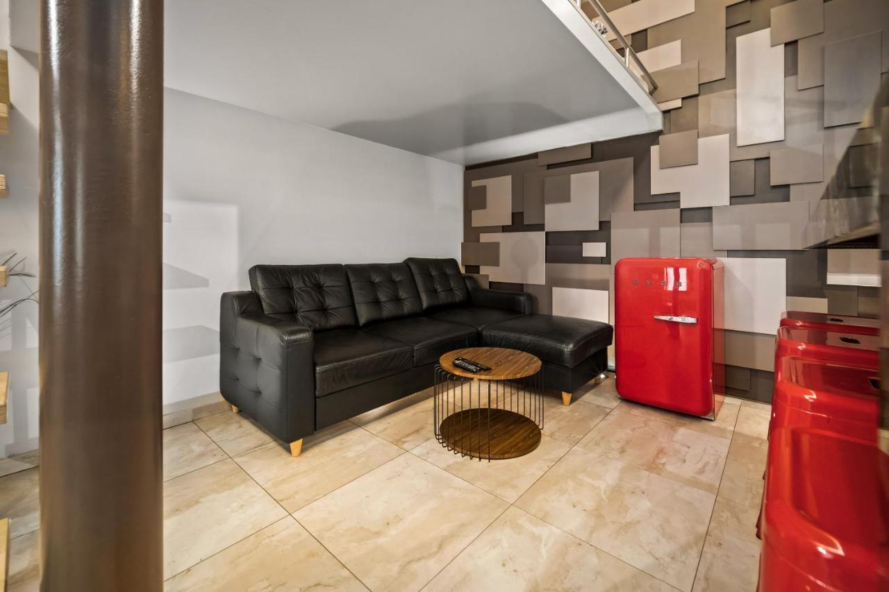 Secret Lounge - Cozy Studio with Sauna and Jacuzzi Wilna Exterior foto