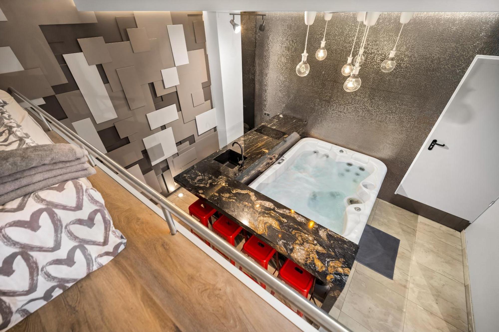 Secret Lounge - Cozy Studio with Sauna and Jacuzzi Wilna Exterior foto